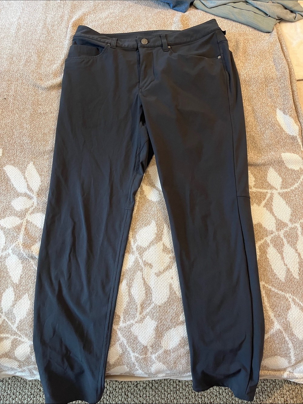 Lululemon Men's Black Performance Pants